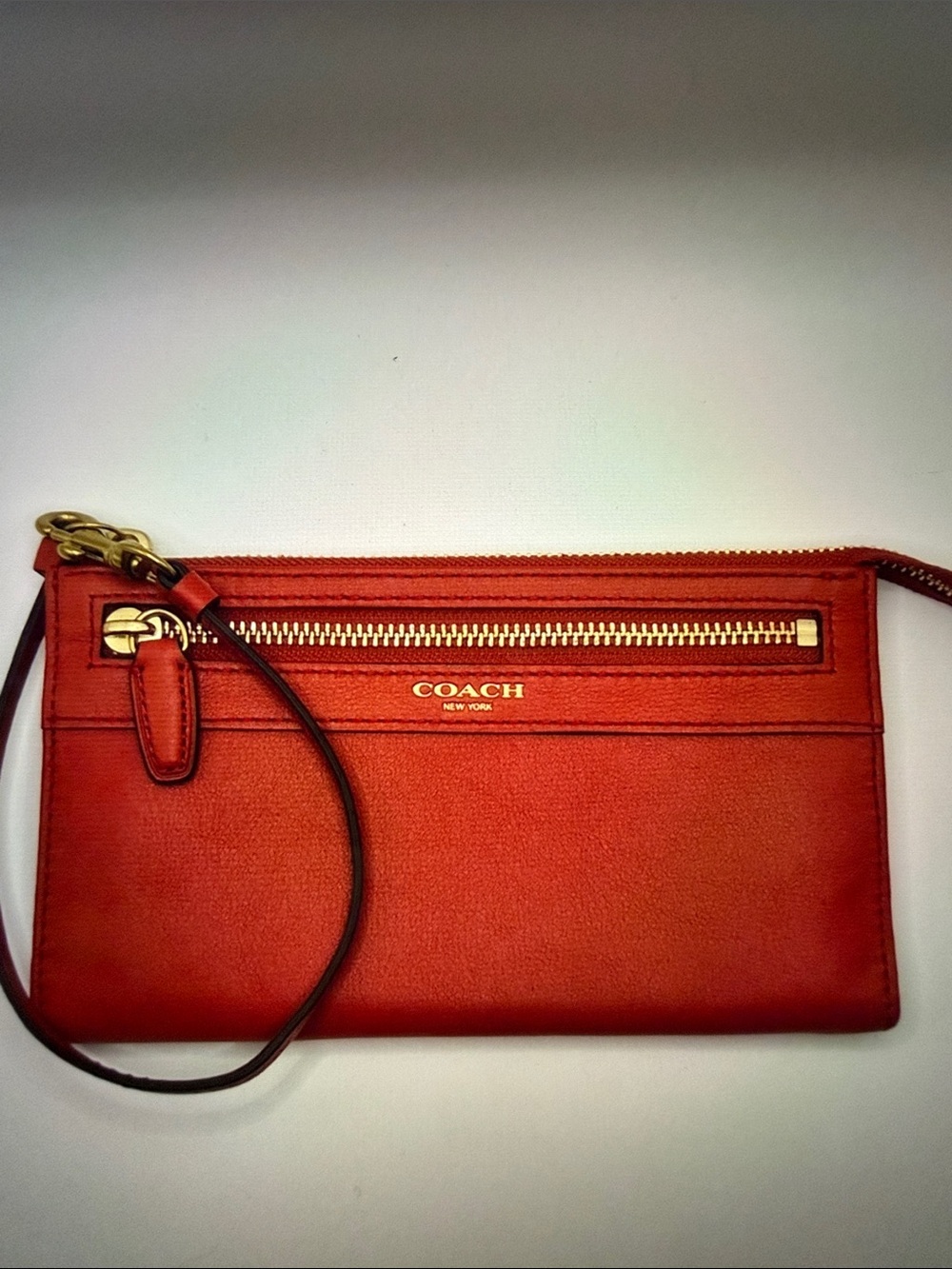Coach Red pop up Leather Wristlet like new
